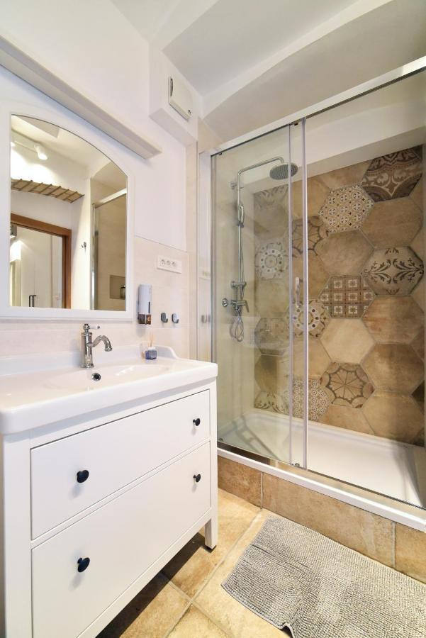 Manuela Varsavska Studio Apartments Zagreb Ngoại thất bức ảnh