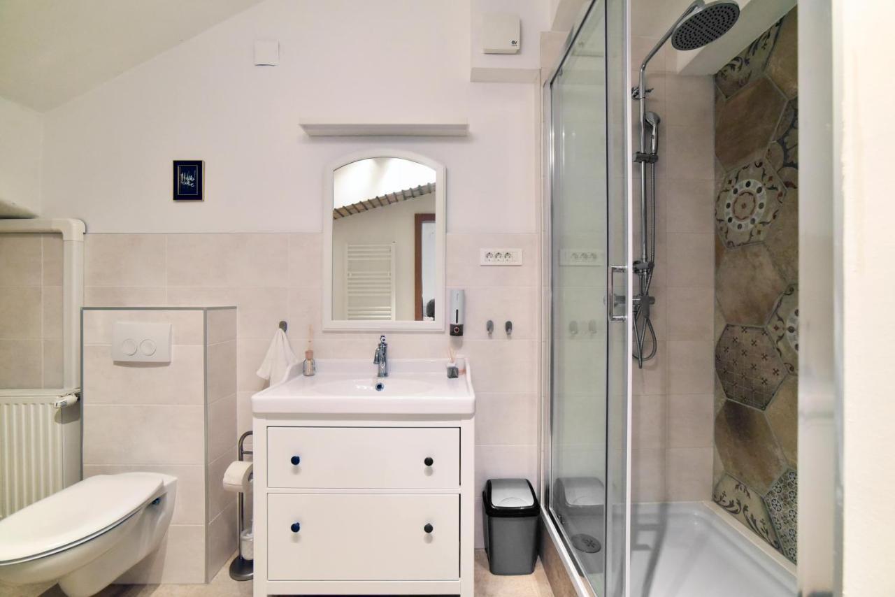 Manuela Varsavska Studio Apartments Zagreb Ngoại thất bức ảnh