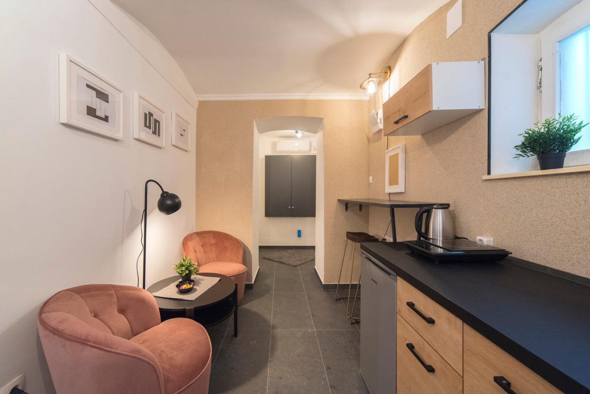 Manuela Varsavska Studio Apartments Zagreb Ngoại thất bức ảnh