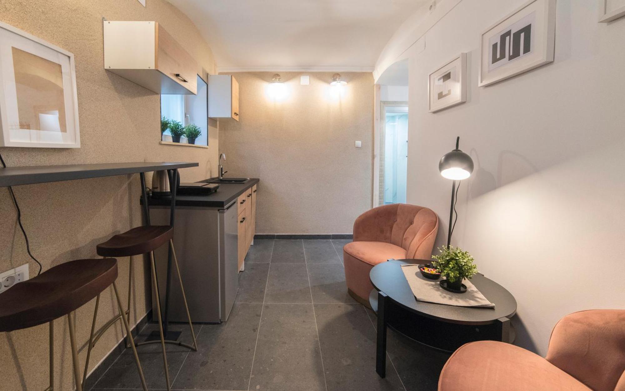 Manuela Varsavska Studio Apartments Zagreb Ngoại thất bức ảnh