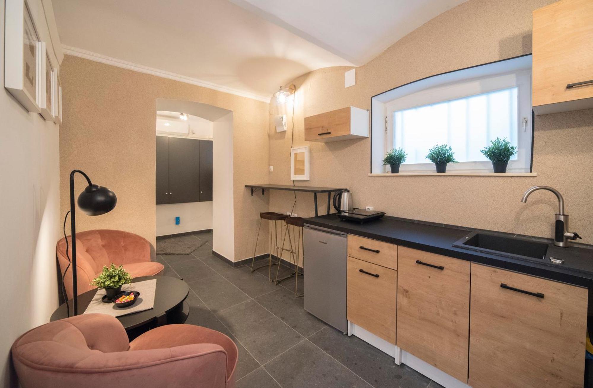 Manuela Varsavska Studio Apartments Zagreb Ngoại thất bức ảnh
